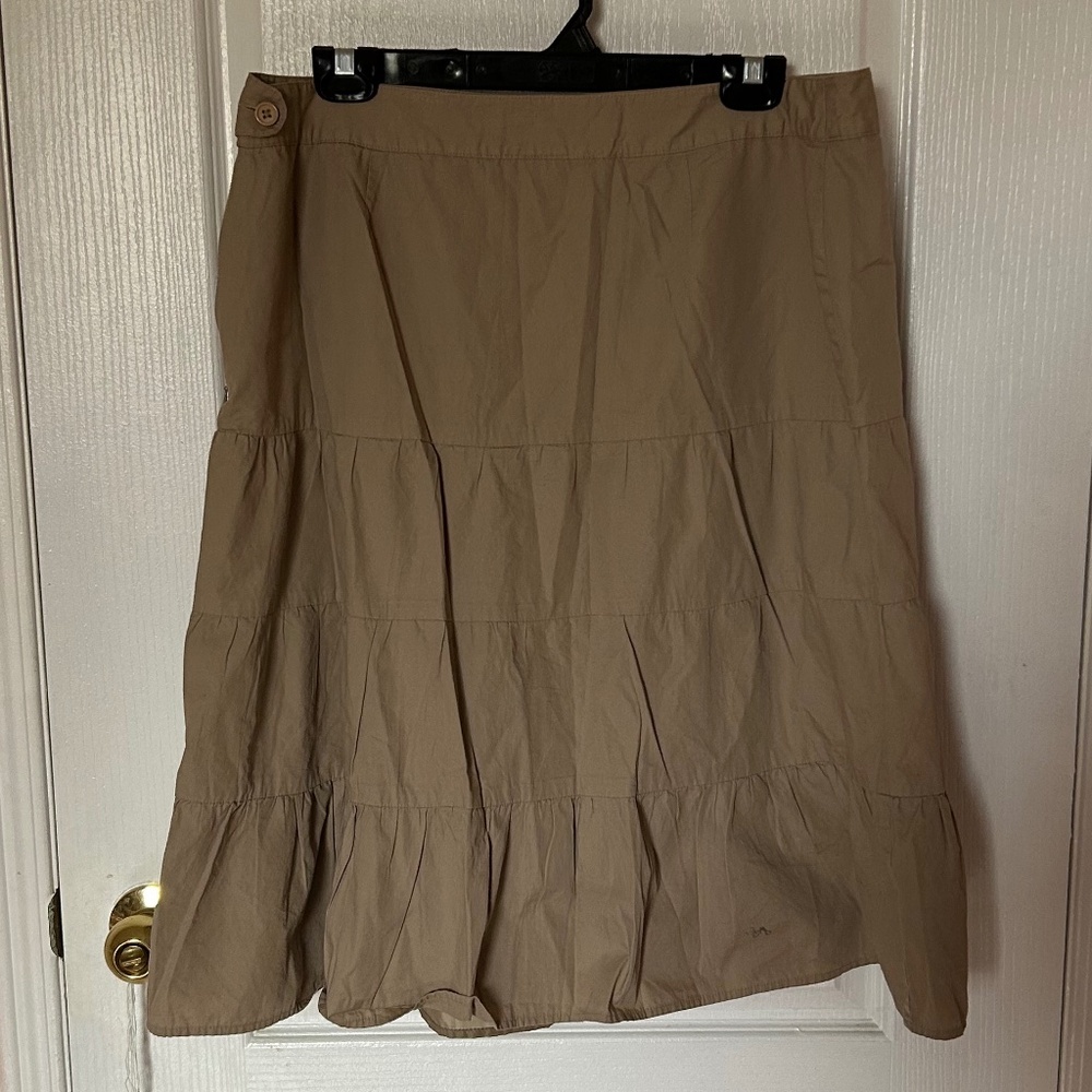 Women’s Medium-length skirt Size 14/16